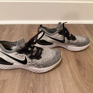 Nike Epic React 2 Flyknit Running Shoe